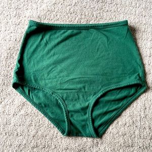 ARQ hi-rise undies in Fern size L